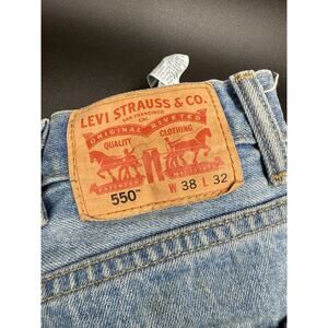 Levi's 550 Relaxed Fit Straight Blue Denim Jeans Rugged Mens Size 38 X 32